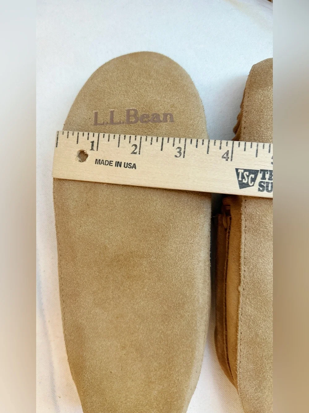 LL BEAN Wicked Good Slippers - Kids Kid’s Size 5- Shearling Sheepskin L.L.Bean